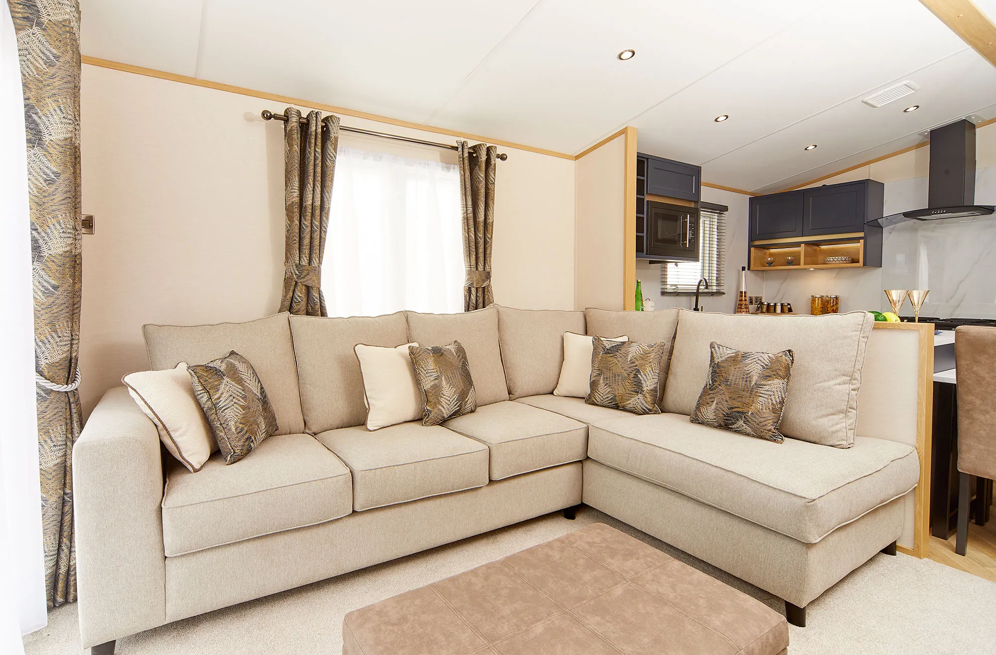 Carnaby Chantry Lodge: lounge