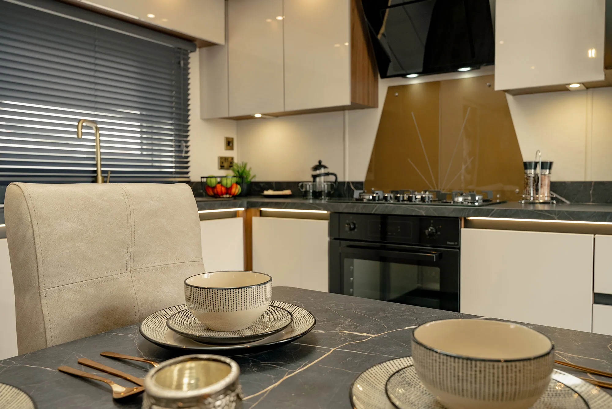 Carnaby Langham: kitchen