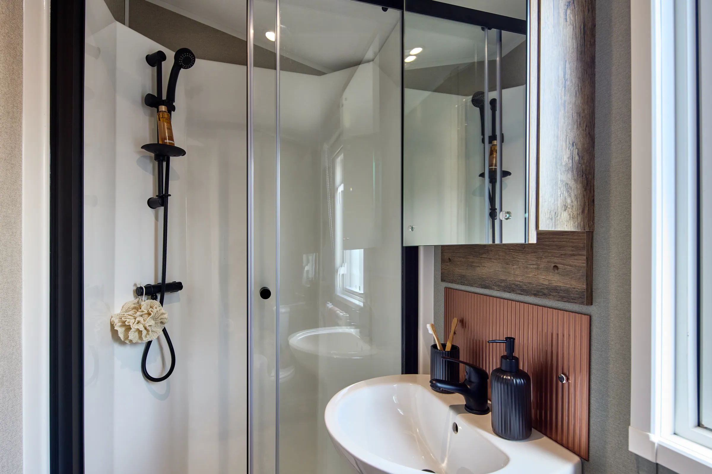 Willerby Leven: bathroom