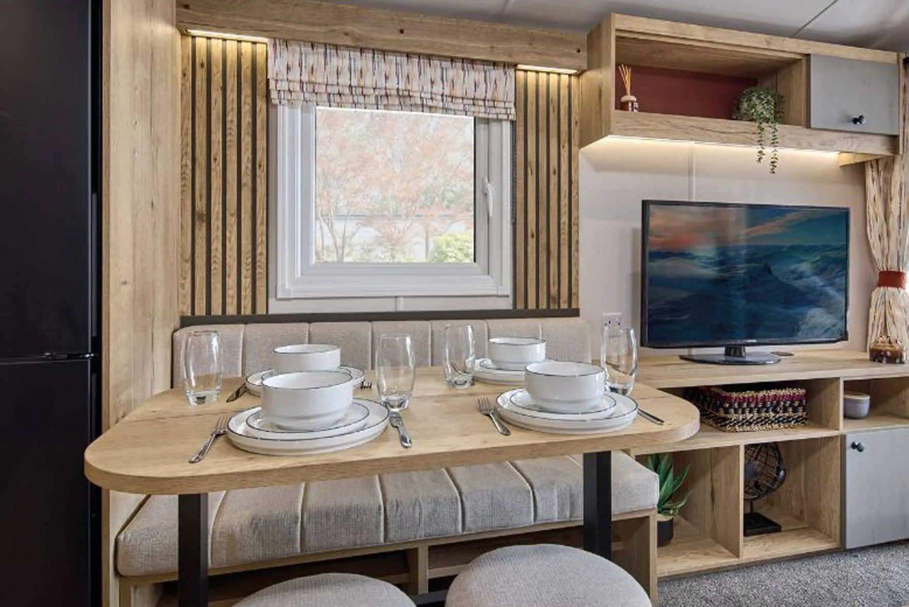 Willerby Rio Compact: dining