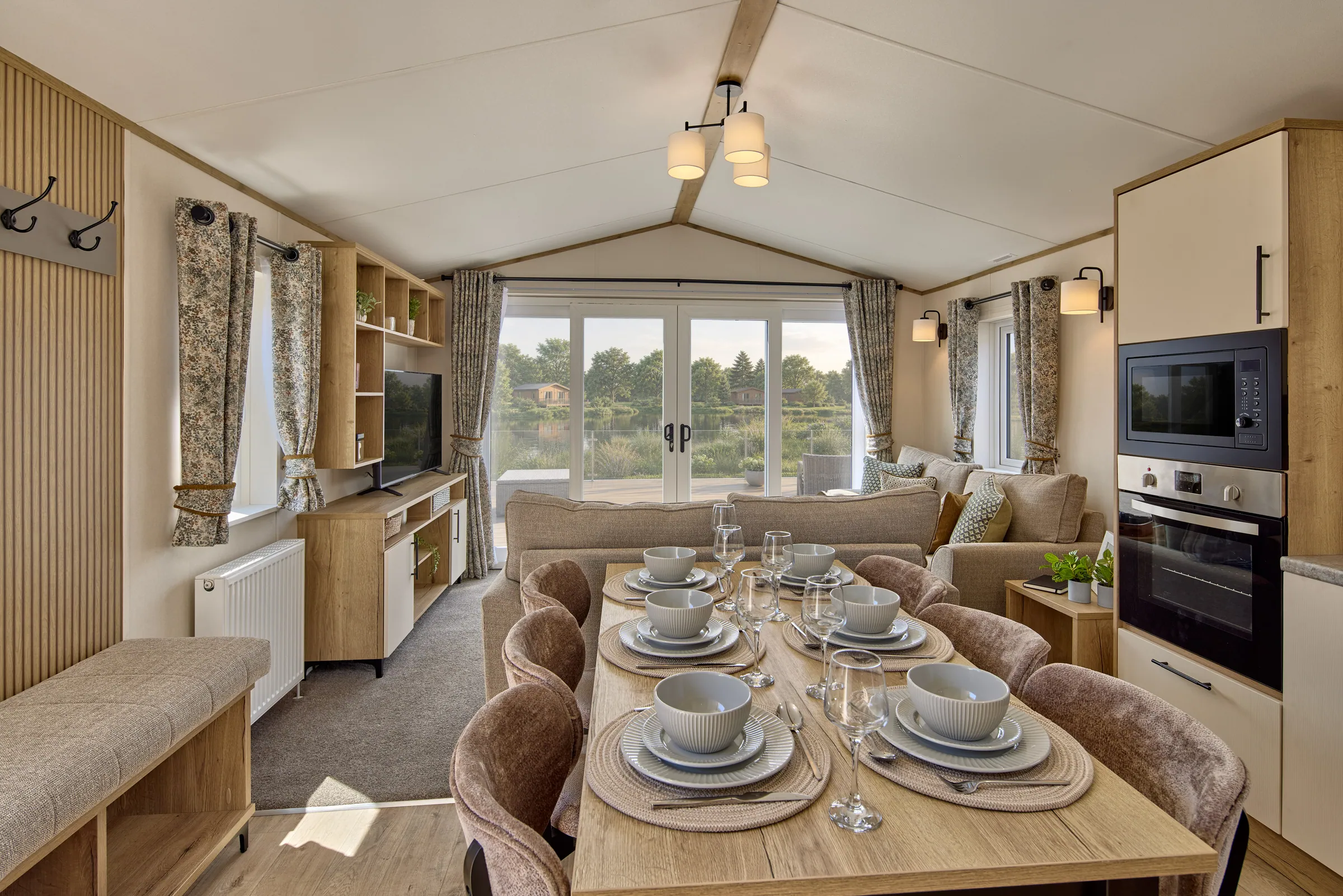 Willerby Woodbridge: dining